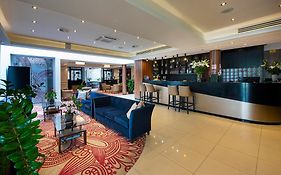 Outlet Hotel